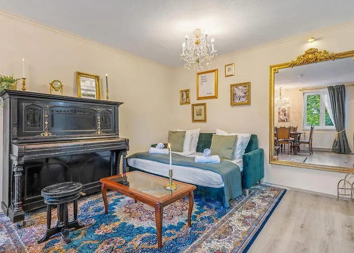 Ballroom - Parking Option - Netflix Apartamento *