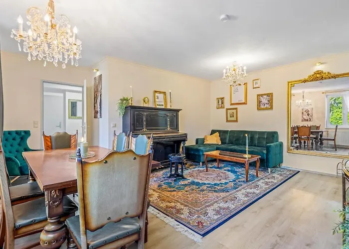 Ballroom - Parking Option - Netflix Apartamento *